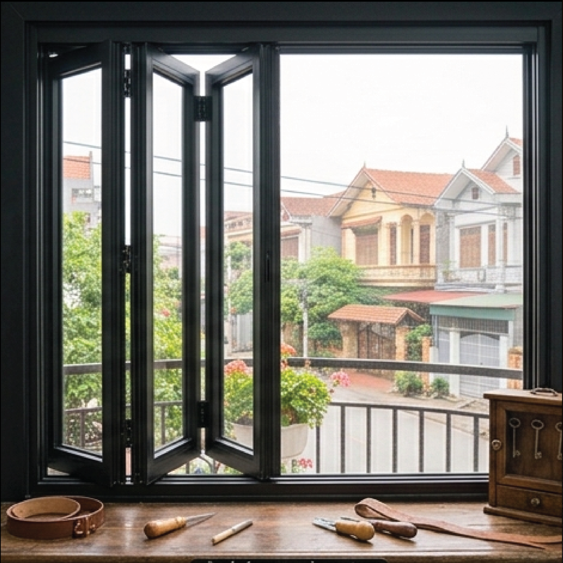Holcom Aluminum Bi-Folding Windows