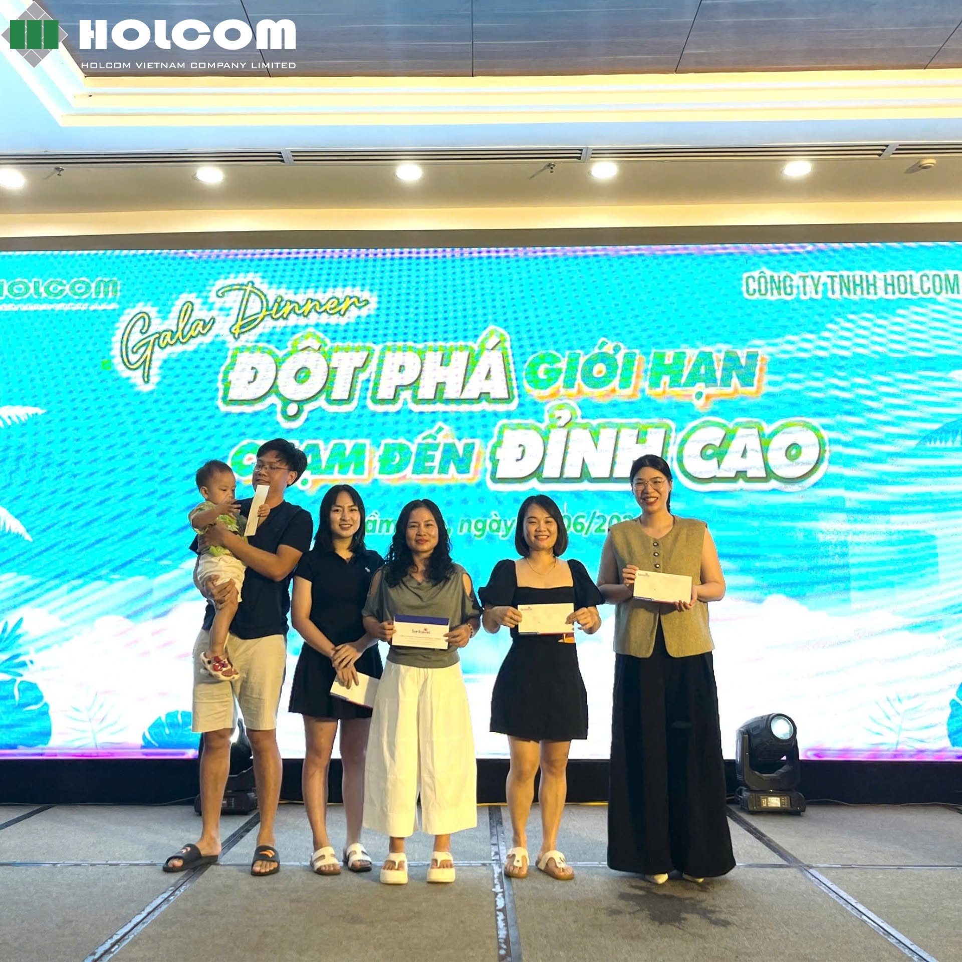 HOLCOM SUMMER TRIP 2026 – SAM SON, THANH HOA: BREAK THE LIMITS – REACH THE PEAK