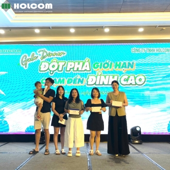 HOLCOM SUMMER TRIP 2026 – SAM SON, THANH HOA: BREAK THE LIMITS – REACH THE PEAK